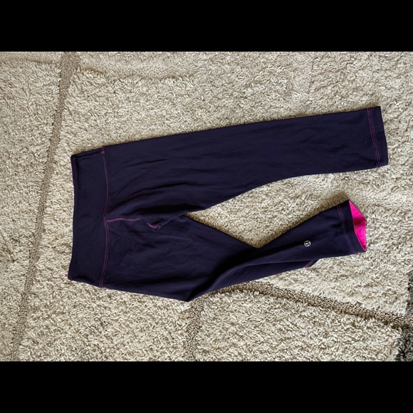 Lululemon! - Picture 2 of 5